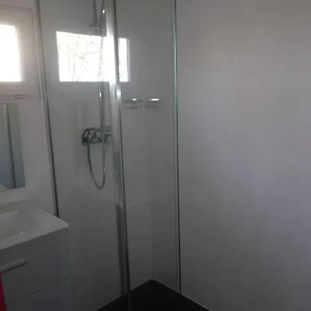 Entier Sans Vis A Vis Avec Toiture Vegetalisee Chalet