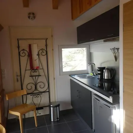 Entier Sans Vis A Vis Avec Toiture Vegetalisee Chalet *