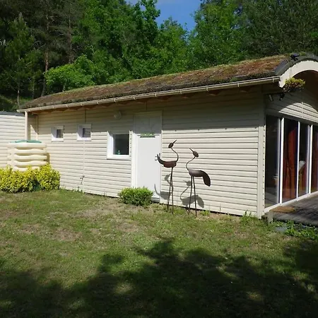 Entier Sans Vis A Vis Avec Toiture Vegetalisee Chalet